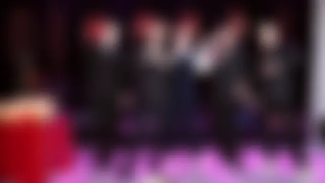 OUBA-002's Webcam Show