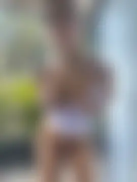 MystiqueXXX's Webcam Show