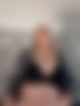 Adinashow12's Live Sex Cam Show