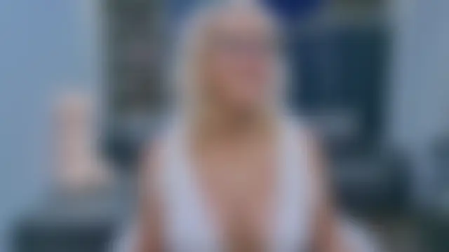 FitCougar's Live Sex Cam Show