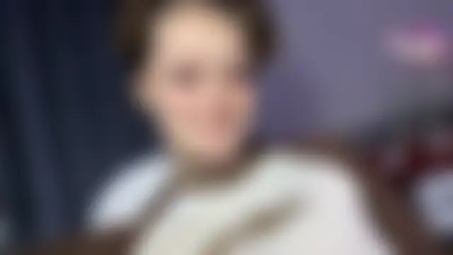 cutemilana_sexwife's Webcam Show