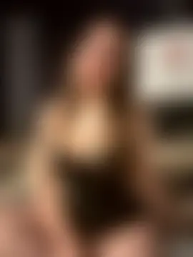 elliepixie's Live Sex Cam Show