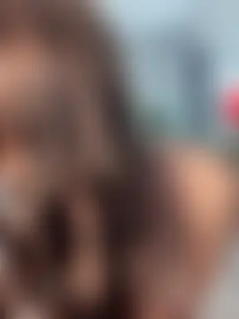 CurlyLara's Webcam Show