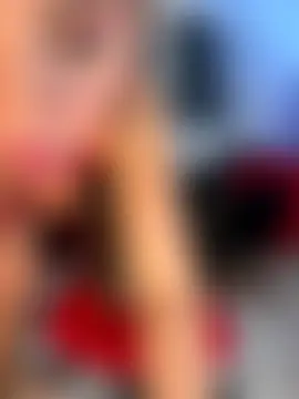 Alimela's Live Sex Cam Show