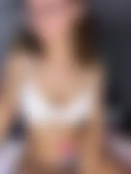 maisie_goldxx's Webcam Show