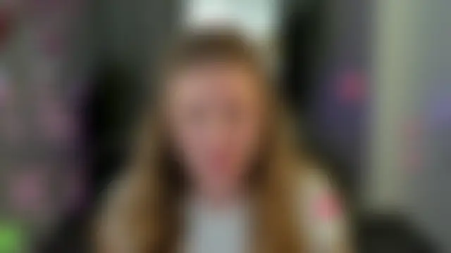 Elsie_Cutties' Live Sex Cam Show