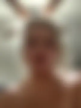 docmilf12's Webcam Show