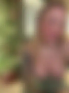 EmaSalis' Webcam Show