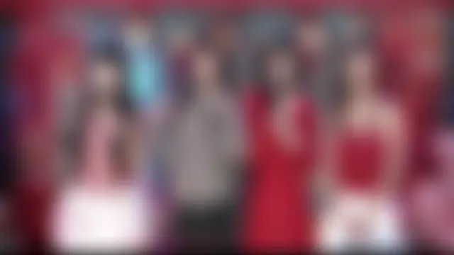 U-R-HERE's Live Sex Cam Show