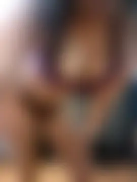 Caramel_Lights' Live Sex Cam Show