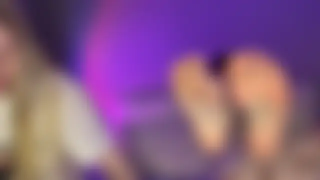 LisaLewi's Live Sex Cam Show