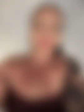 Ninabigtitied's Live Sex Cam Show