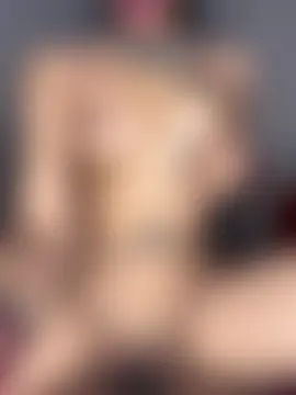 Suhu_love's Live Sex Cam Show