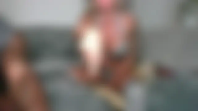 surreymilf's Live Sex Cam Show