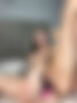 SweetieSinXXX's Live Sex Cam Show