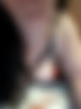 Ariana381's Live Sex Cam Show