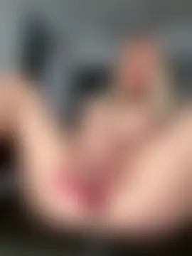 Adelina0001's Live Sex Cam Show