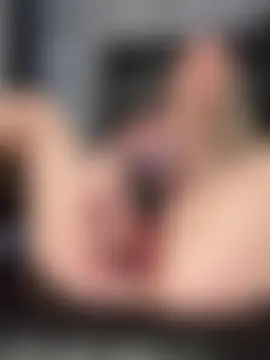 Adelina0001's Live Sex Cam Show