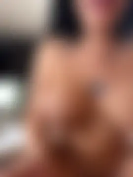 Evamendez02's Live Sex Cam Show