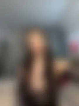 CurlyLara's Webcam Show