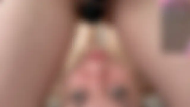 Brilliant-Kiss' Webcam Show