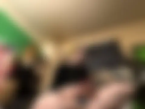 Snowbunnycake_131's Webcam Show