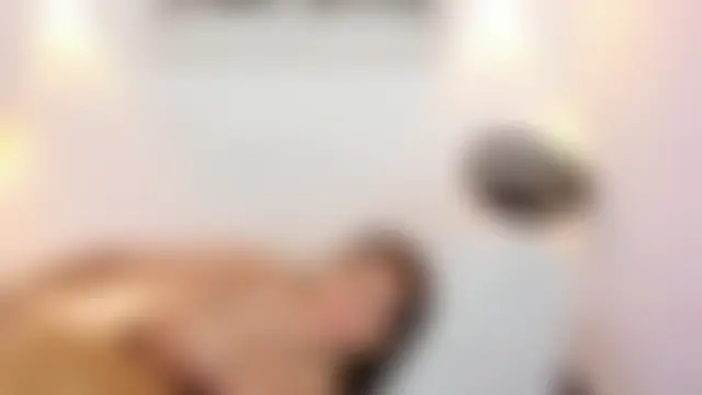 YouBratty2's Webcam Show