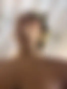 MystiqueXXX's Webcam Show