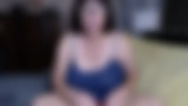 BigbustedBrenda's Live Sex Cam Show