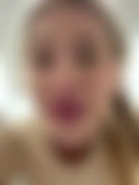 kira_mia's Live Sex Cam Show