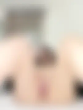 MeCherryy's Live Sex Cam Show