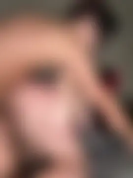 ayxqueenx's Live Sex Cam Show