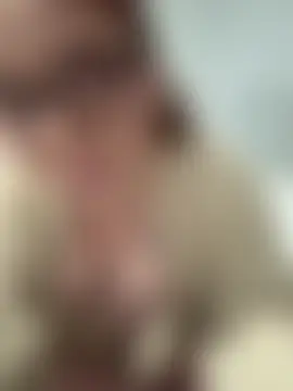 AnnieAinsx's Live Sex Cam Show