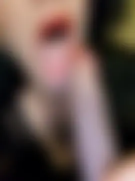 BustyVampyre's Webcam Show