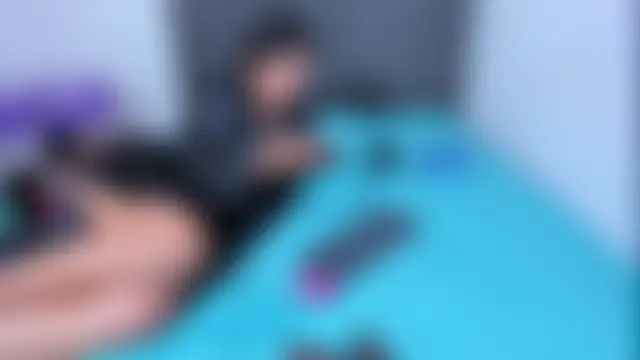 bella-black's Webcam Show