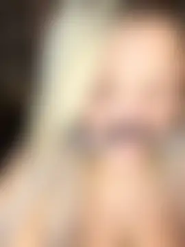 LittleMissEeve's Live Sex Cam Show