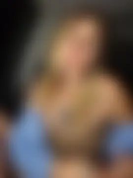 SheIsSomething's Webcam Show