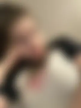 HornyGirlH's Live Sex Cam Show