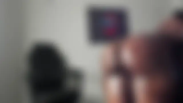 naughty_bigass' Webcam Show