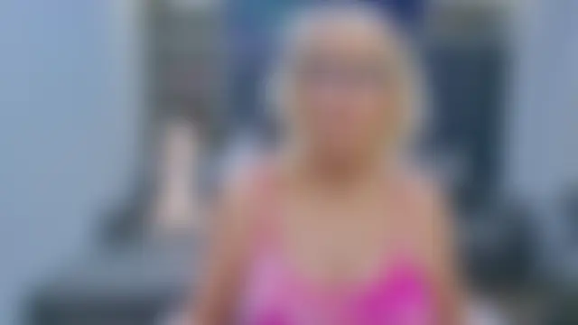 FitCougar's Live Sex Cam Show