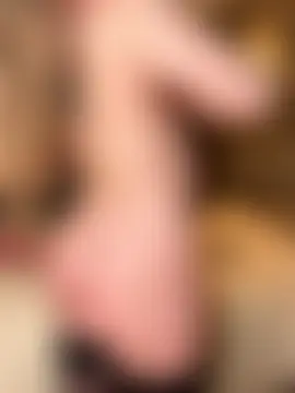 Sweety_Foxy69's Live Sex Cam Show