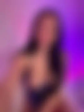 Vanesskaa's Live Sex Cam Show