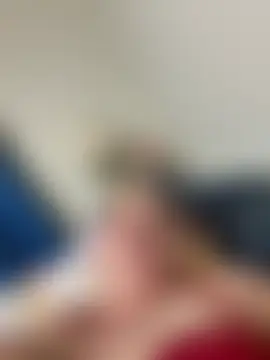 Hotslut187's Webcam Show