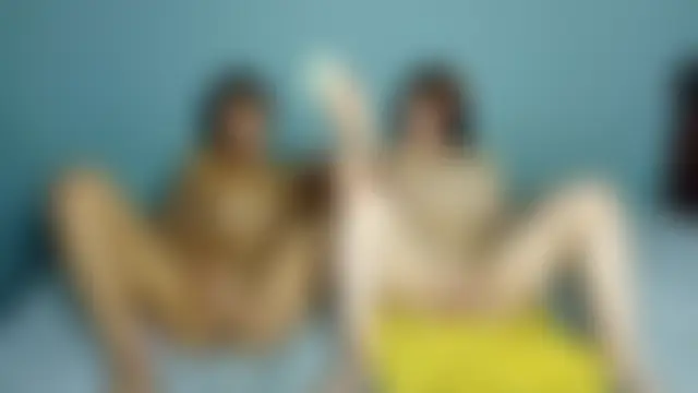 strawberrymia68's Webcam Show