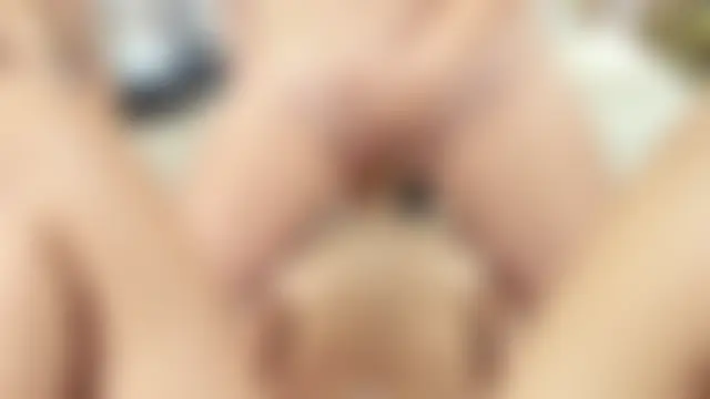 Hot_pretty_girls' Live Sex Cam Show