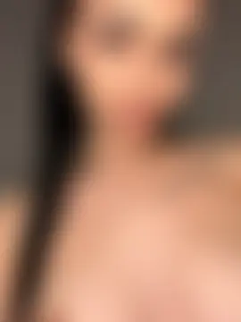 ilariea_girl's Live Sex Cam Show