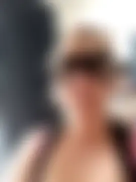 StrawberryBels' Live Sex Cam Show