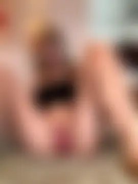 rileylovesyou's Live Sex Cam Show