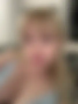 seeunexttuesday's Live Sex Cam Show