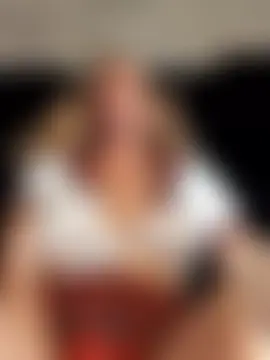 EllieEnchantress' Live Sex Cam Show